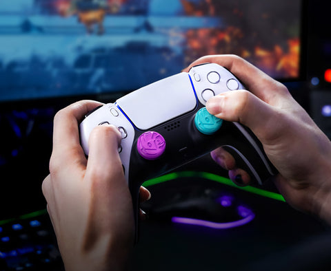 Fortnite® Universal No-Slip Thumb Grips Supply Llama Edition